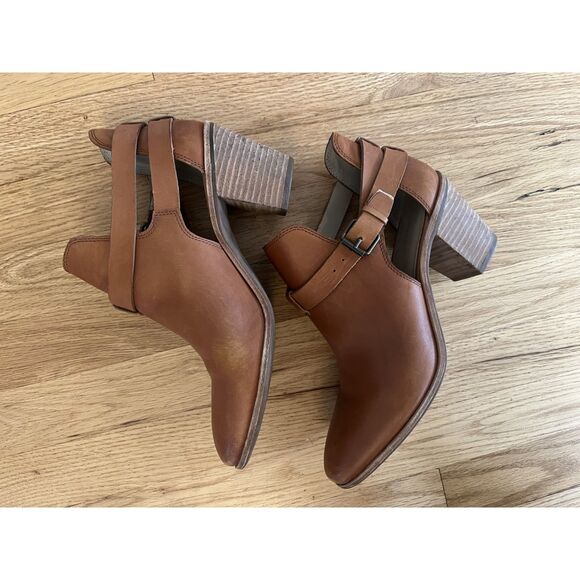 G.H. Bass & Co. Womens Brown Leather Sylvia Ankle Booties 9.5 - Picture 2 of 8